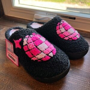 NWT Disco Slippers Womens size 7-8
